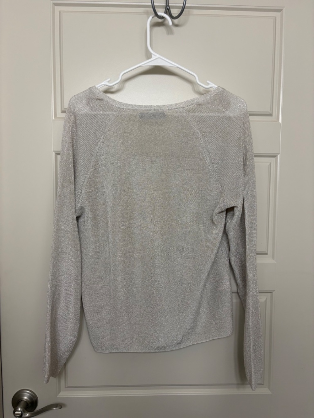 MNG Silver V Neck sweater size M - Picture 2 of 3